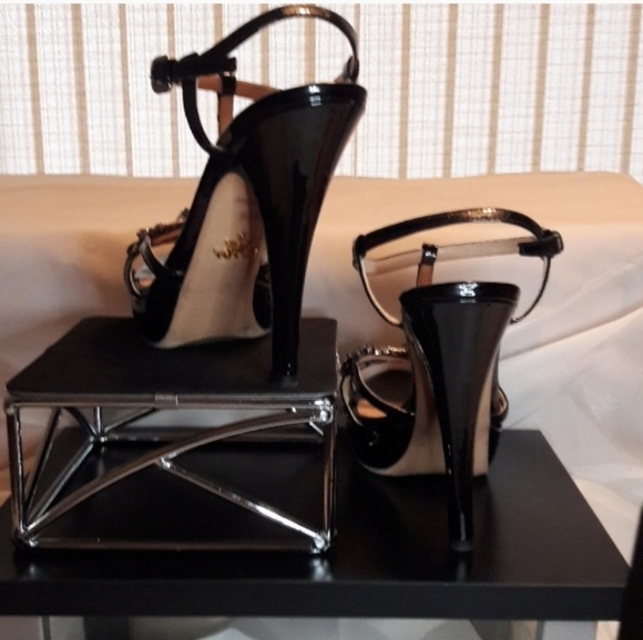 Prada sandals - Picture 2 of 5